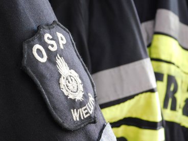 Umowa na zakup wozu dla OSP Wieluń podpisana
